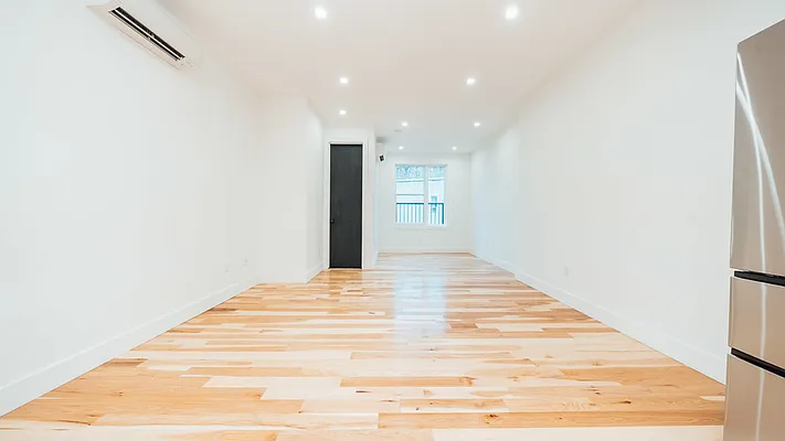 Rented by Nooklyn NYC LLC | media 9