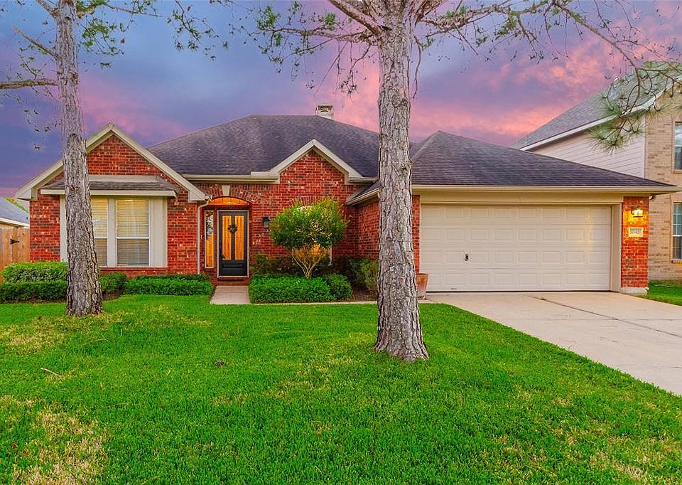 1st image of 3042 Summercrest Dr