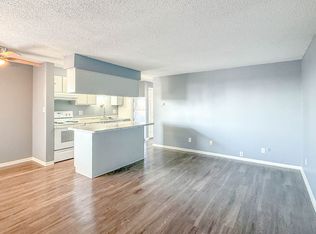 3270 S Grant St, Englewood, CO 80113