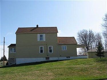 2nd image of 461 Sanderson Ave