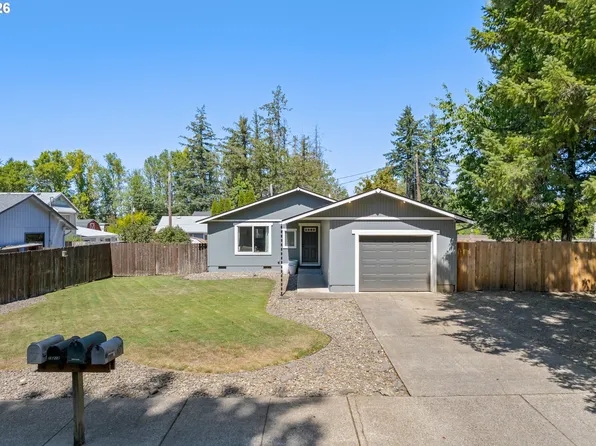 25221 Cheney Dr, Veneta, OR 97487