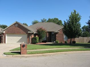 720 Harrier Hawk, Edmond, OK 73003