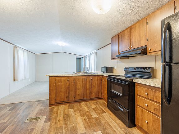 4th image of 1205 Gary St