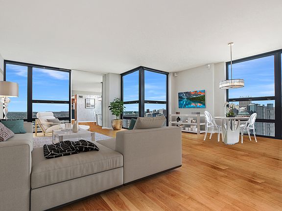 2nd image of 1160 S Michigan Ave APT 4203