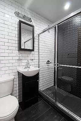 4th image of 594 Morris Ave APT 1