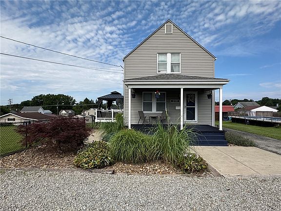 2nd image of 2119 Walnut Dr