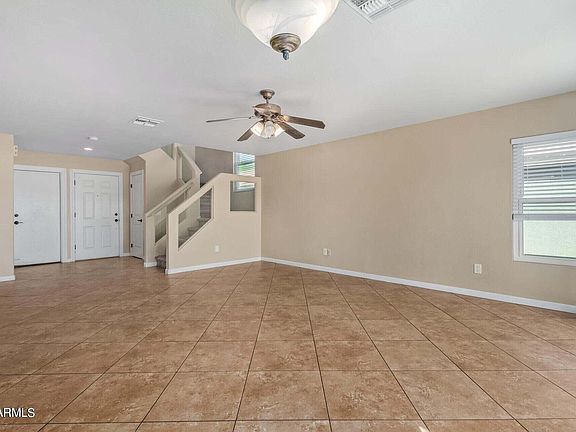 3rd image of 885 E MAYFIELD Circle