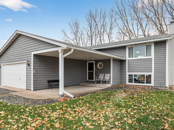 738 Manor St, Vadnais Heights, MN 55127