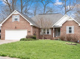 1692 Barrywood Cir E, Clarksville, TN 37042