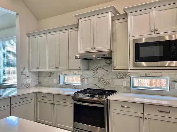 4th image of 8723 Fox Trail Dr