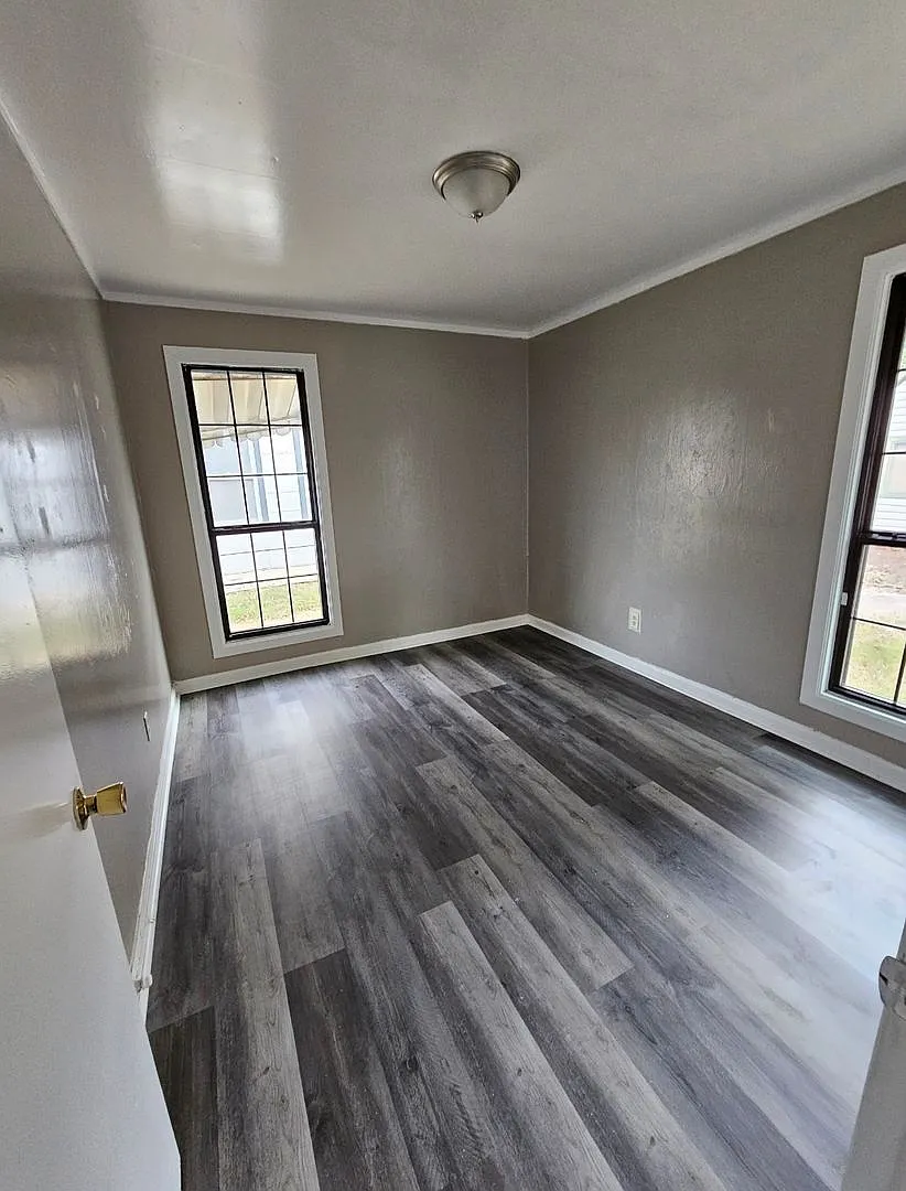 3 Bedroom House Available — Photo 3