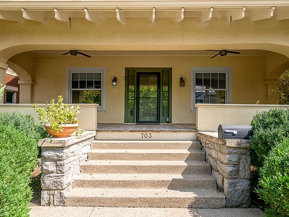3rd image of 703 Bullock Pl