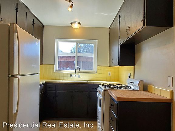 3rd image of 2135 Marlboro Ct #3