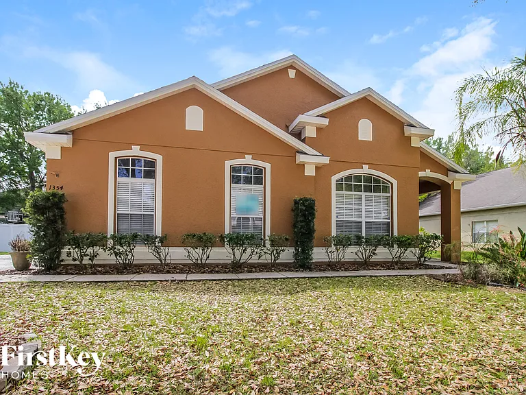 1354 Edison Tree Rd — Photo 1