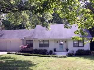 3284 Clearview Dr SW, Marietta, GA 30060
