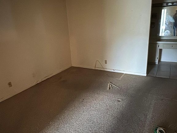 5th image of 3733 NW 35th Street #16108