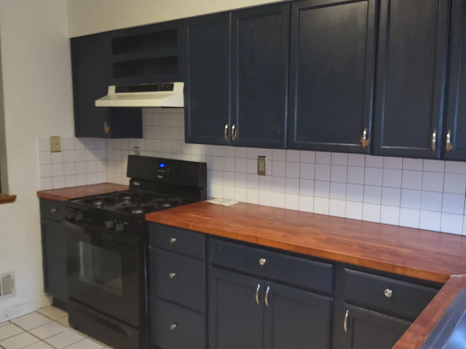 3 bed, 756 sqft, $1,400 — Photo 2