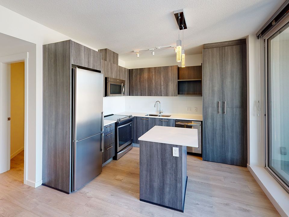 1st image of 685 Pacific Blvd #1002