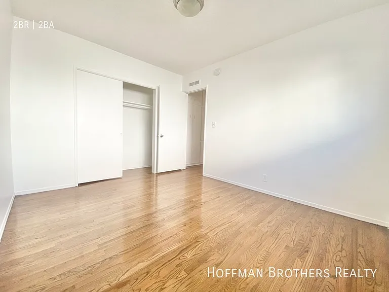 1162 N Orange Grove Ave #1 — Photo 10
