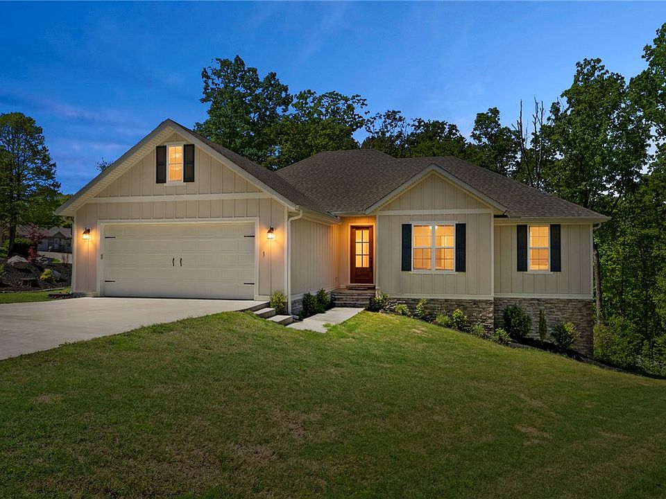 1st image of 1 Brecknock Cir
