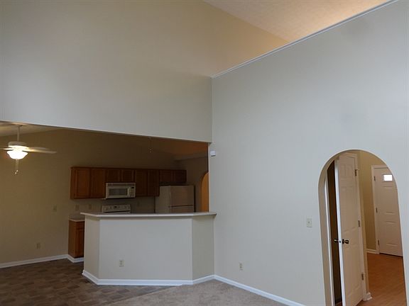 2nd image of 240 Bexhill Dr