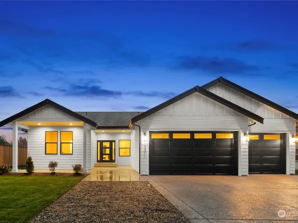 10411 20th Avenue Ct E, Tacoma, WA 98445