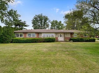 42W875 Wheeler Rd, Sugar Grove, IL 60554