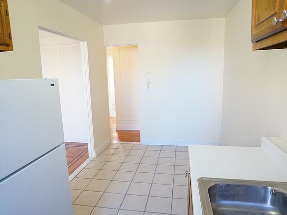 5th image of 278 E 239th St APT 1A