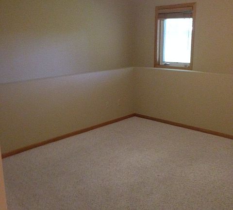 3rd image of 6340 Cavell Ct N