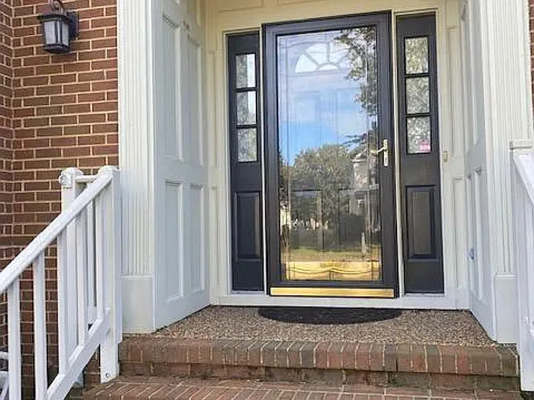 110 Melvins End — Photo 2