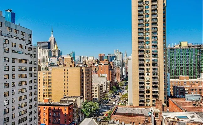 Rented by Compass | media 7