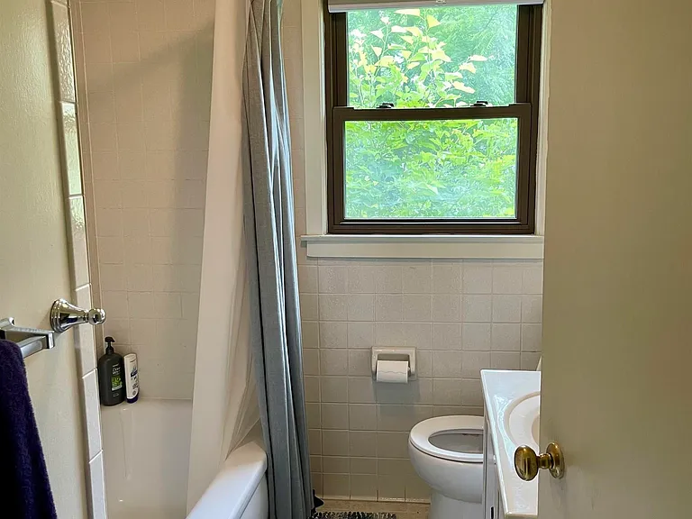 417 S Swain Ave — Photo 14