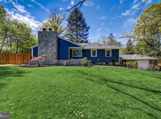 1 S Elm St, Hopewell, NJ 08525