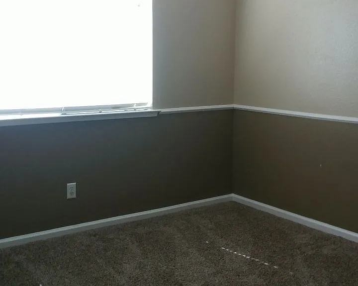 2059 E Lexington Ave — Photo 11