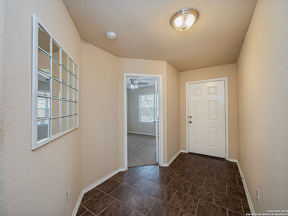 4th image of 11718 CLAMOUN CIR