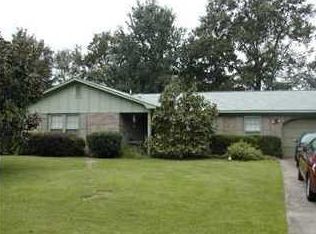 168 Foxborough Rd, Goose Creek, SC 29445