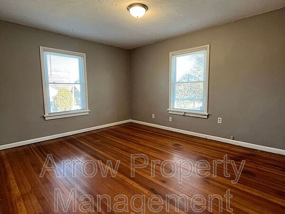 2nd image of 1321 Garfield St Unit 1
