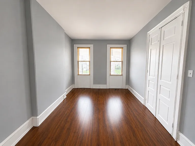 112 Haws Ave — Photo 9