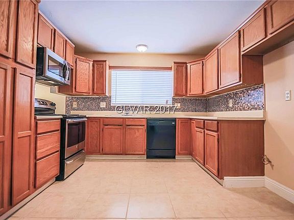 5th image of 4011 Syracuse Dr
