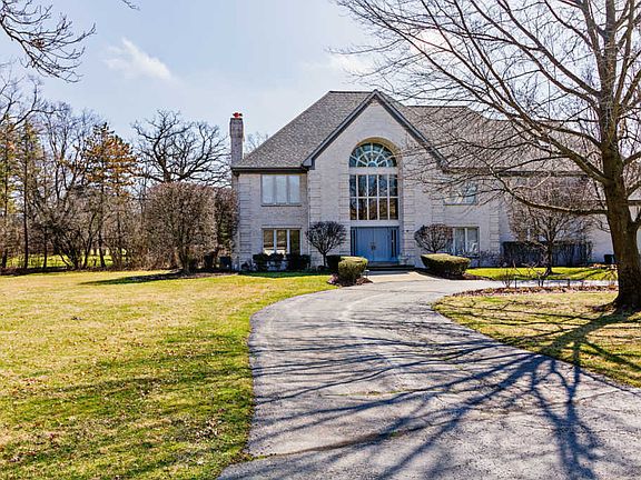 5th image of 2 Ashley Oaks Ln