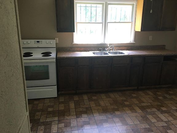 3rd image of 5531 Jaudon Ave