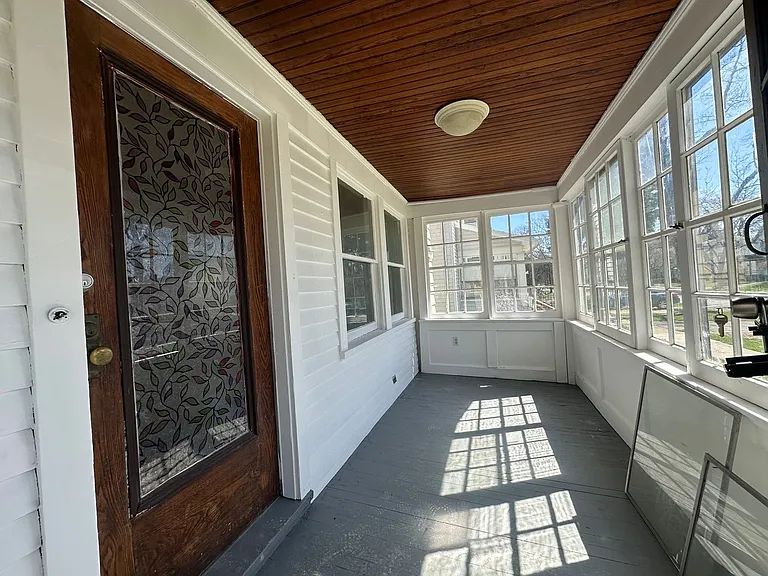 768 Flower City Park — Photo 11