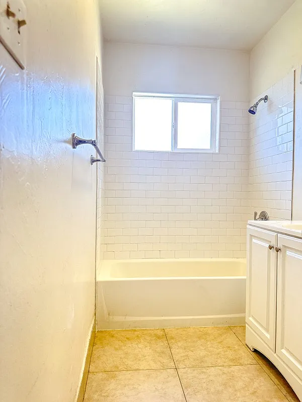 445 Park View Ave — Photo 4