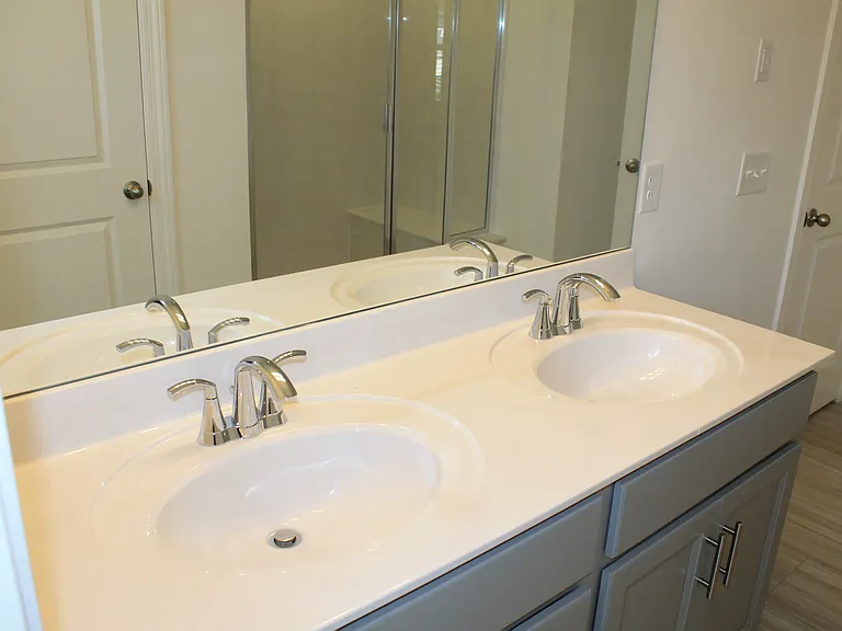 5711 Cloverwood Dr — Photo 15