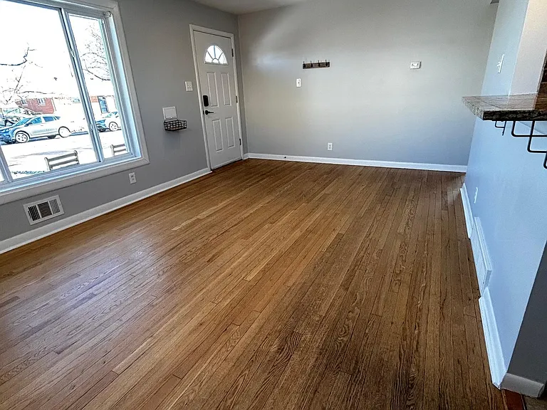 7151 Warren Dr — Photo 12