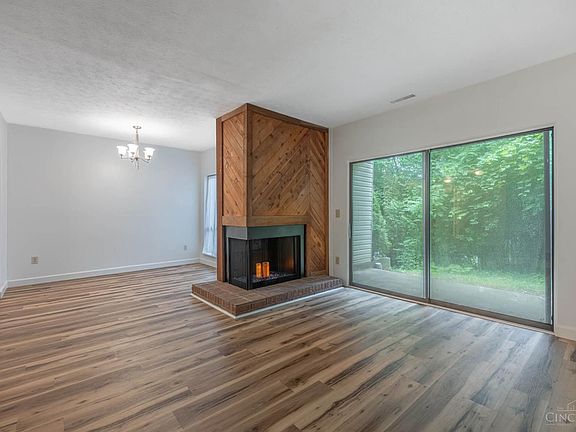 3rd image of 7268 E Galbraith Rd APT A