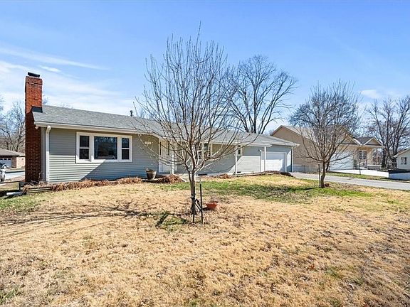 2nd image of 105 Highland Dr