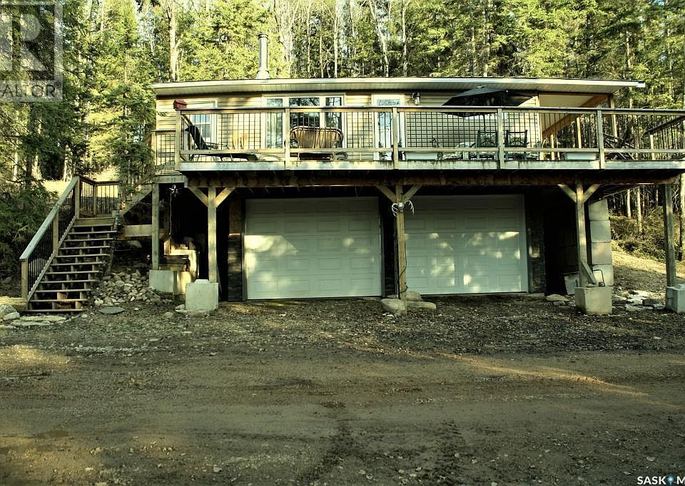 1st image of 565 Forest View Dr