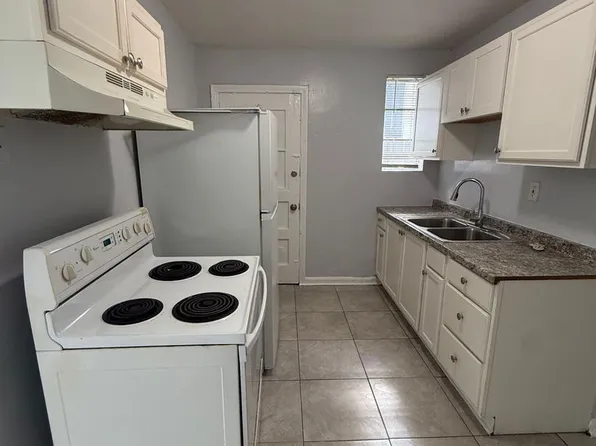 1046/1048 W 8th St.- Duplex, 1046 W 8th St #1046, Jacksonville, FL 32209