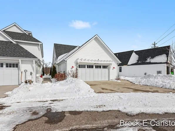 946 Boardwalk Cove Dr, Muskegon, MI 49441